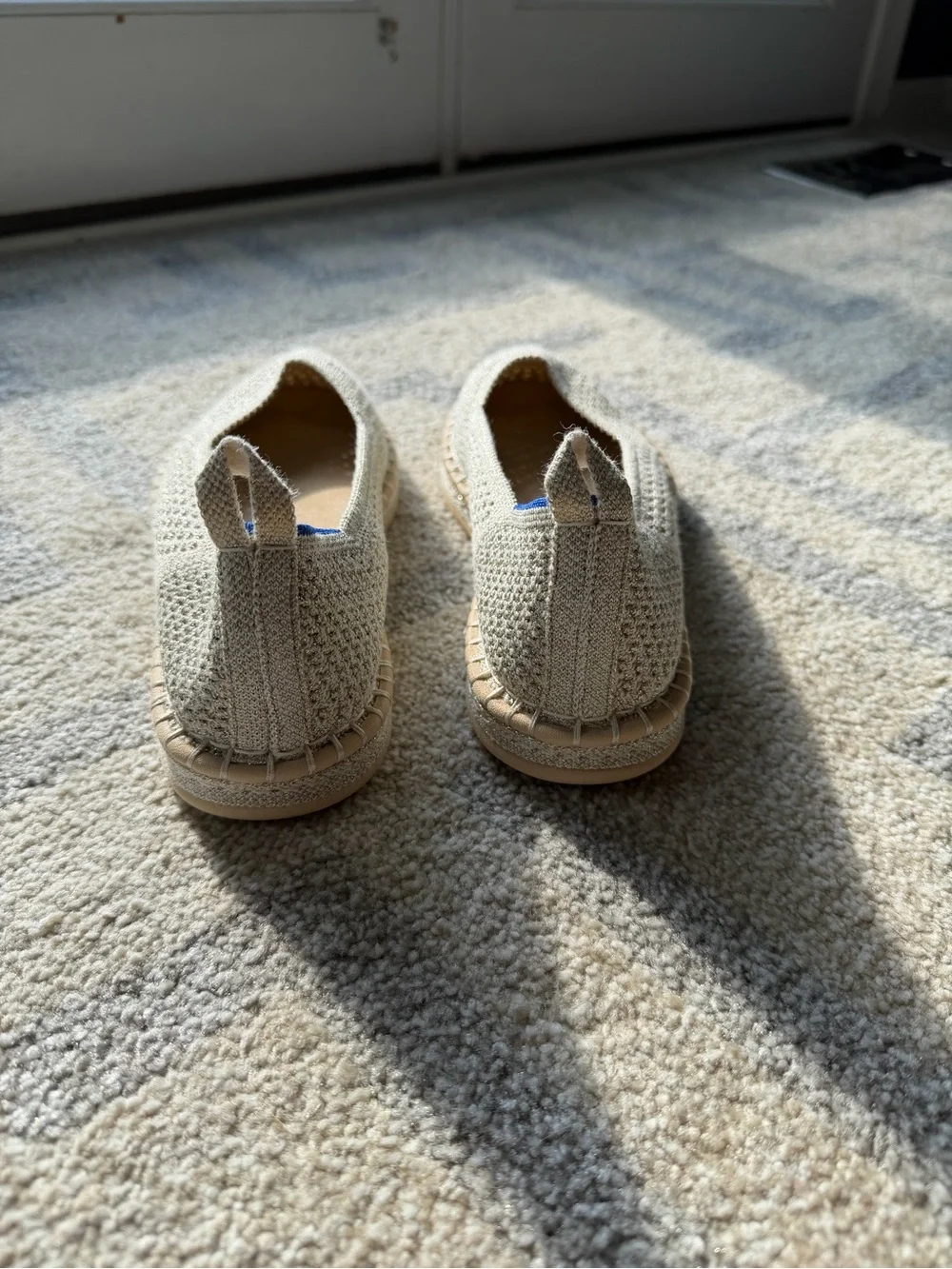 Rothy's Espadrille Flats, Womens 8, Metallic Silver detail - Picture 5 of 6